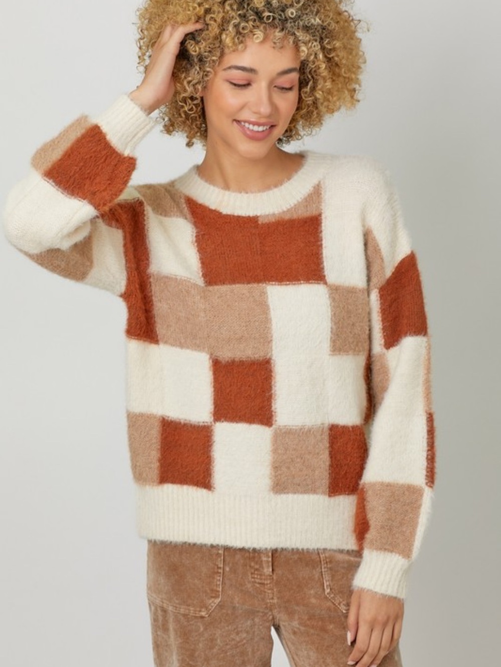 Checkered Pullover Sweater - Picture 2 of 7